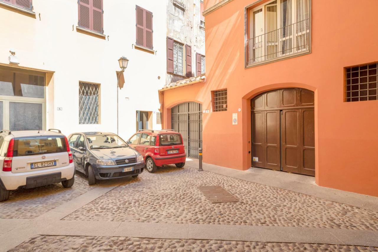 Lo Scrigno Delle 2 Torri! Nel Cuore Del Centro, Vicino A Via Rizzoli โบโลญญา ภายนอก รูปภาพ