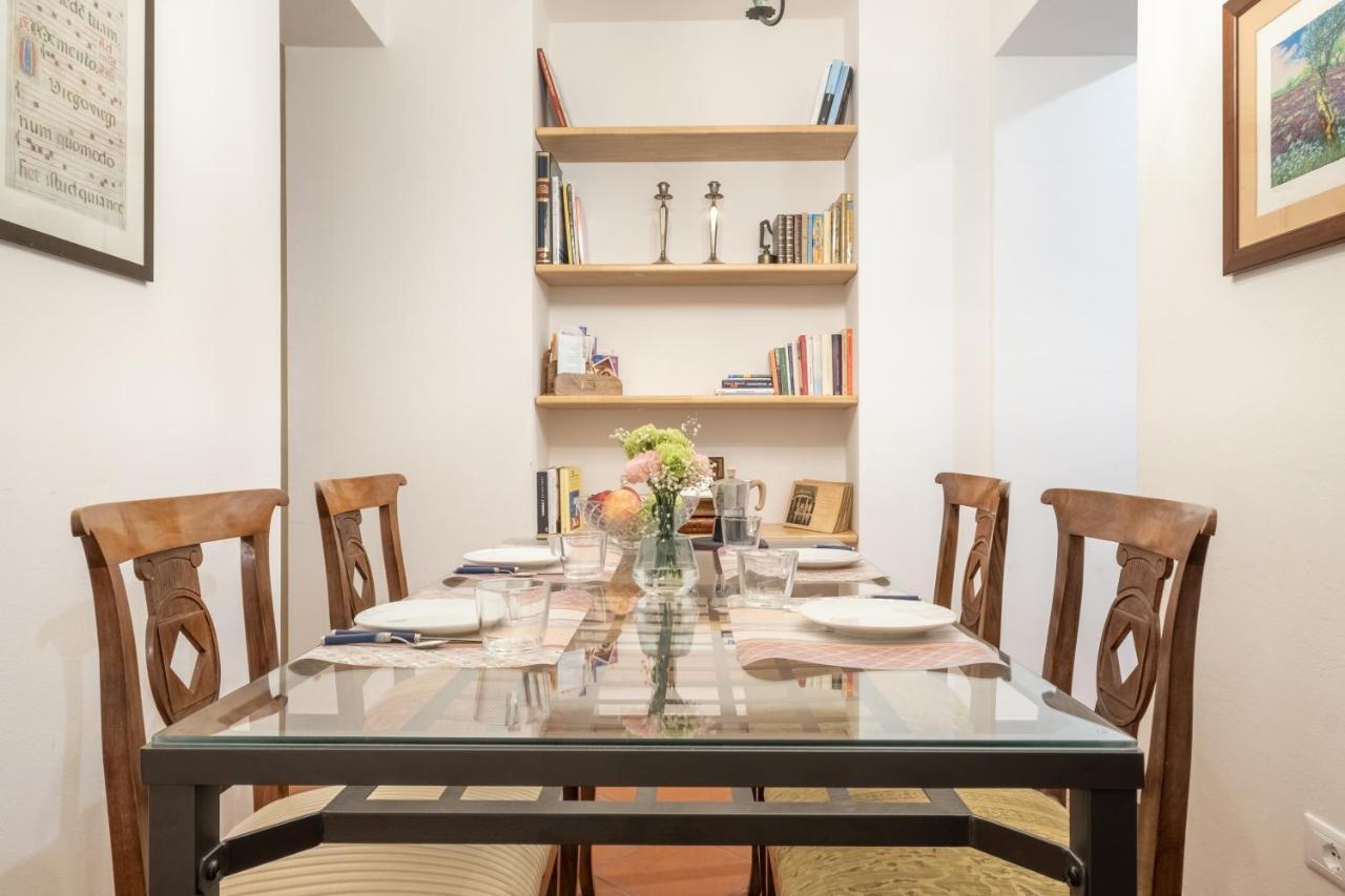 Lo Scrigno Delle 2 Torri! Nel Cuore Del Centro, Vicino A Via Rizzoli โบโลญญา ภายนอก รูปภาพ